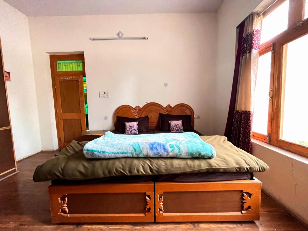 Safarnama Homestay Лех Екстериор снимка