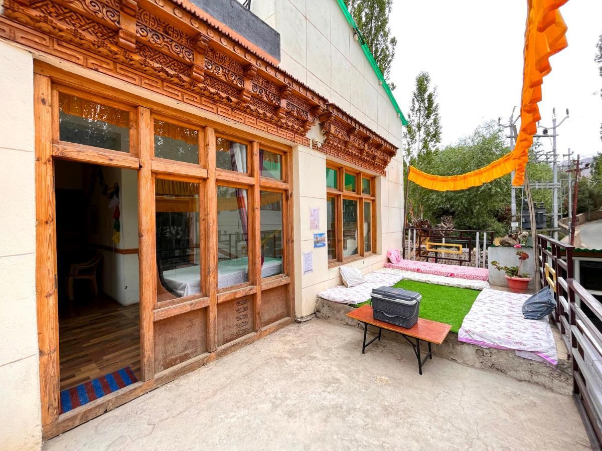 Safarnama Homestay Лех Екстериор снимка